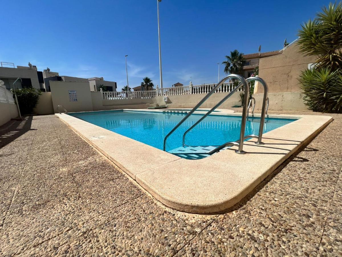 Apartment Elaine La Zenia Оріуела Екстер'єр фото